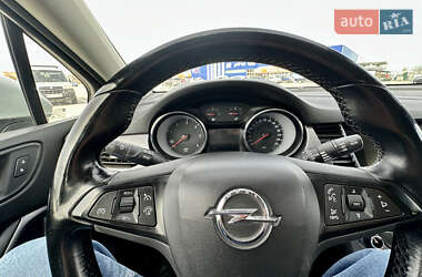 Универсал Opel Astra 2016 в 
