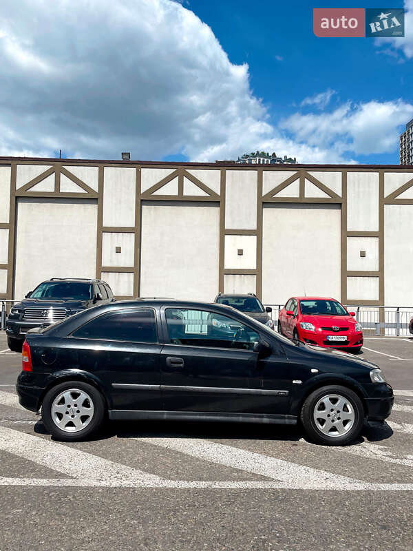 Купе Opel Astra 1999 в 