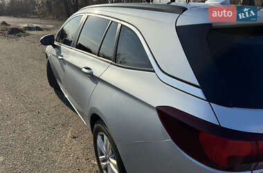Универсал Opel Astra 2016 в 