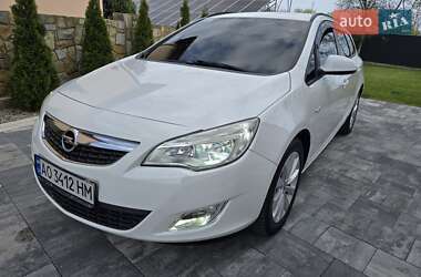 Opel Astra 2012 Opel Astra 2012