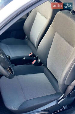 Универсал Opel Astra 2010 в 