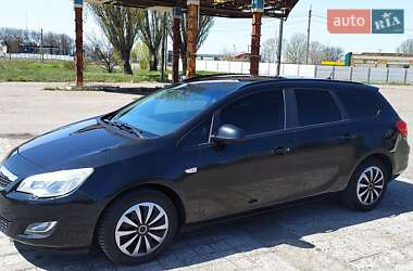 Opel Astra 2012 Opel Astra 2012