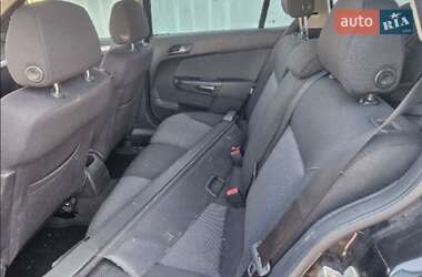 Универсал Opel Astra 2006 в 