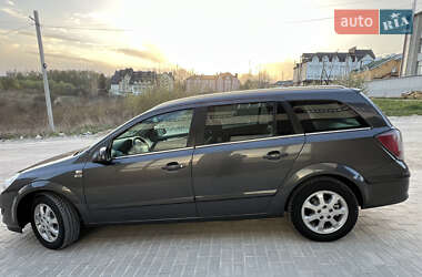 Универсал Opel Astra 2009 в 