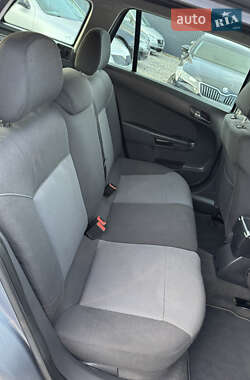Универсал Opel Astra 2008 в 