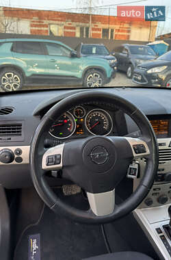Универсал Opel Astra 2008 в 
