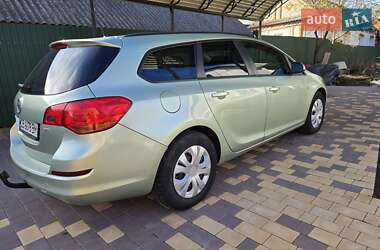 Універсал Opel Astra 2011 в 