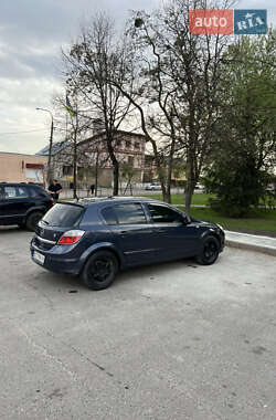 Хетчбек Opel Astra 2007 в 
