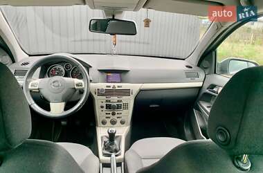 Универсал Opel Astra 2007 в 