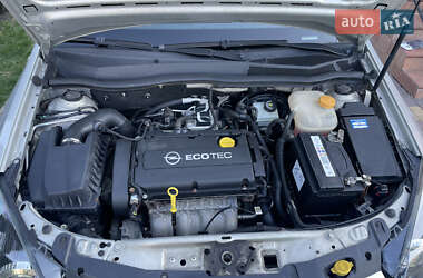 Универсал Opel Astra 2009 в 