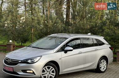 Универсал Opel Astra 2018 в 