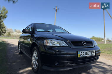 Седан Opel Astra 2007 в 