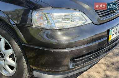 Седан Opel Astra 2007 в 