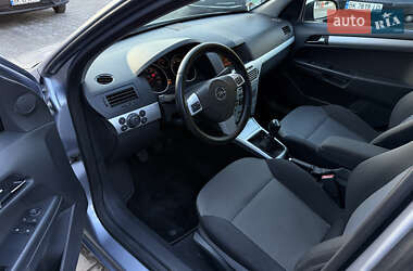 Универсал Opel Astra 2009 в 