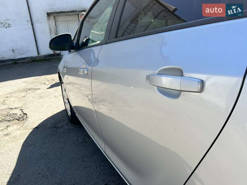 Универсал Opel Astra 2011 в Летичеве