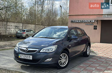 Opel Astra 2010 Opel Astra 2010