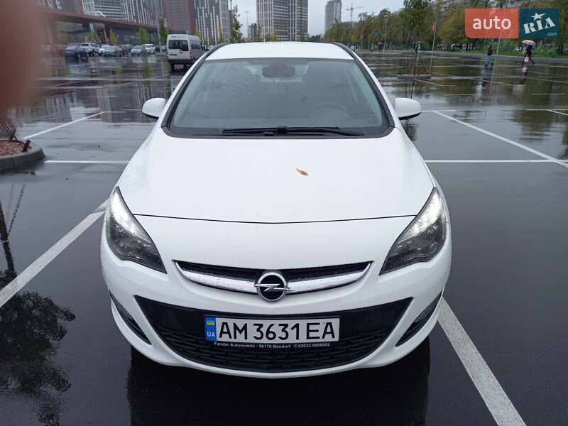 Opel Astra 2015