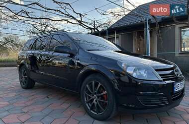Универсал Opel Astra 2005 в 
