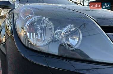 Универсал Opel Astra 2005 в 