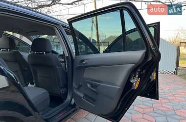 Универсал Opel Astra 2005 в 