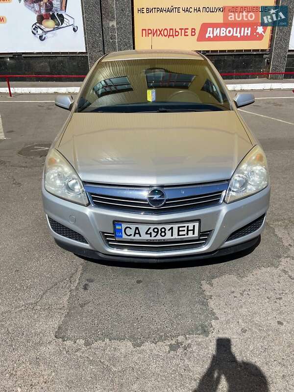 Opel Astra 2008