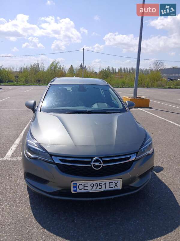 Универсал Opel Astra 2017 в 