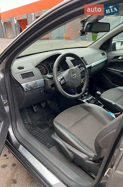 Универсал Opel Astra 2009 в 