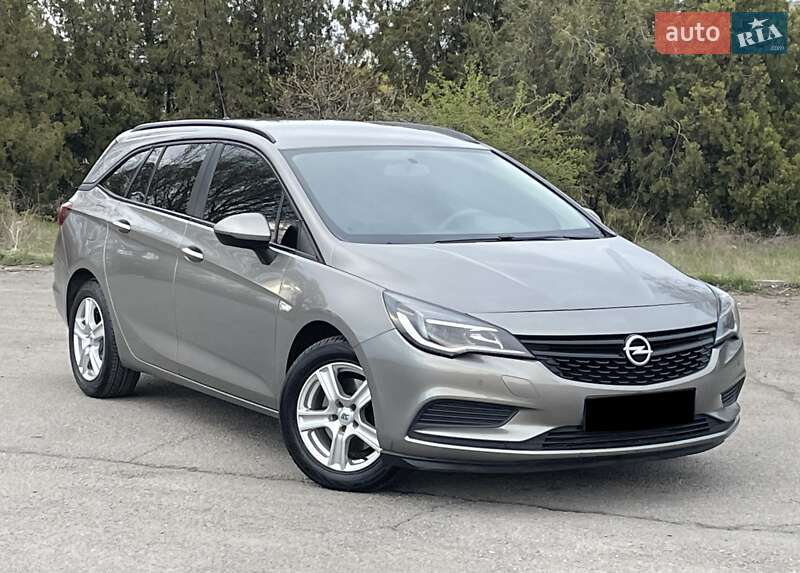 Универсал Opel Astra 2016 в Днепре фото 2 Универсал Opel Astra 2016 в Днепре