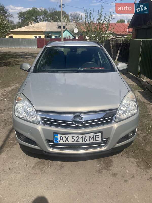 Універсал Opel Astra 2008 в 