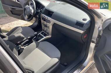 Універсал Opel Astra 2008 в 