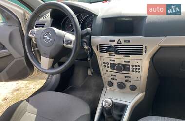 Універсал Opel Astra 2008 в 