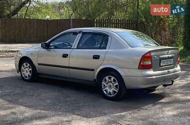 Седан Opel Astra 2007 в 