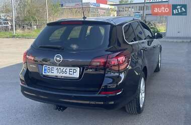 Універсал Opel Astra 2011 в 