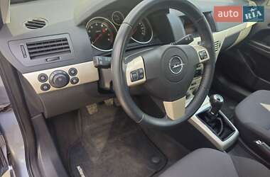 Универсал Opel Astra 2008 в 