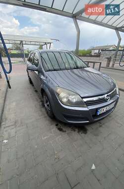 Универсал Opel Astra 2005 в Ровно