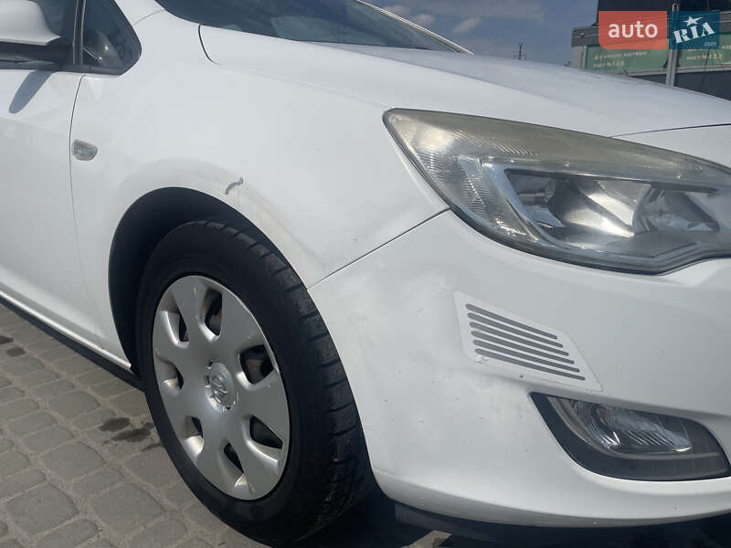 Універсал Opel Astra 2011 в Львові фото 15 Універсал Opel Astra 2011 в Львові