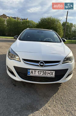 Універсал Opel Astra 2013 в 