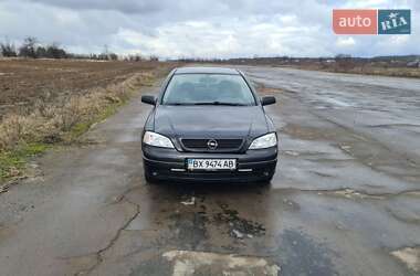 Седан Opel Astra 2006 в 