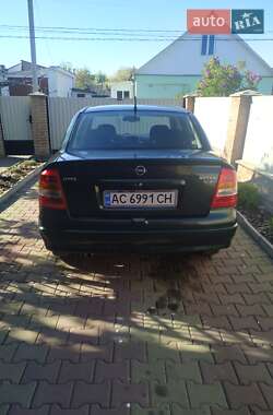 Седан Opel Astra 1999 в Луцке