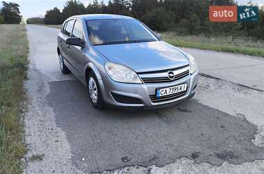 Opel Astra 2008 Opel Astra 2008