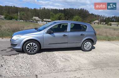 Хэтчбек Opel Astra 2008 в 