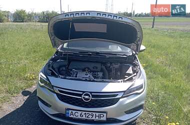 Универсал Opel Astra 2018 в 