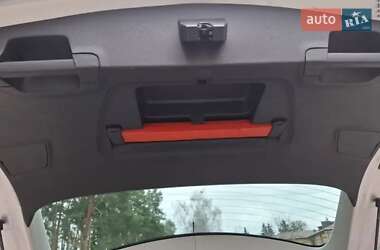 Універсал Opel Astra 2011 в 