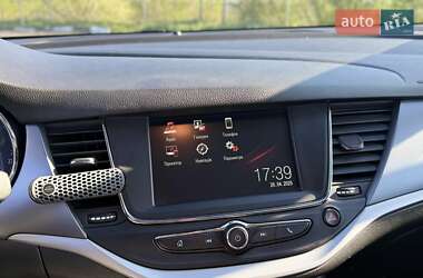 Универсал Opel Astra 2019 в Ровно