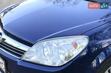 Универсал Opel Astra 2009 в 