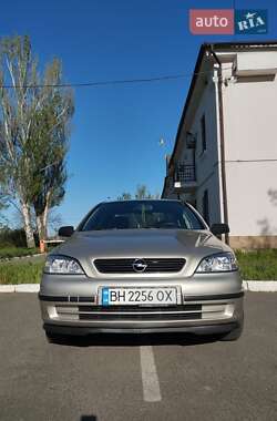 Седан Opel Astra 2006 в Одесі