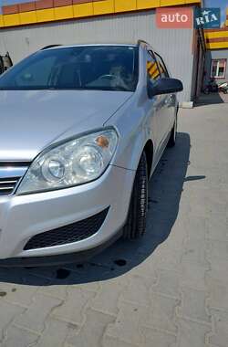 Универсал Opel Astra 2008 в 