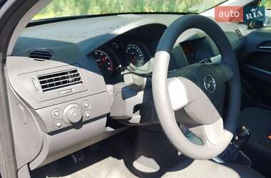 Универсал Opel Astra 2009 в 