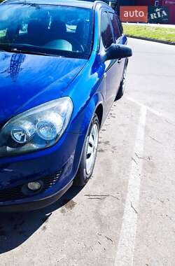 Универсал Opel Astra 2009 в 