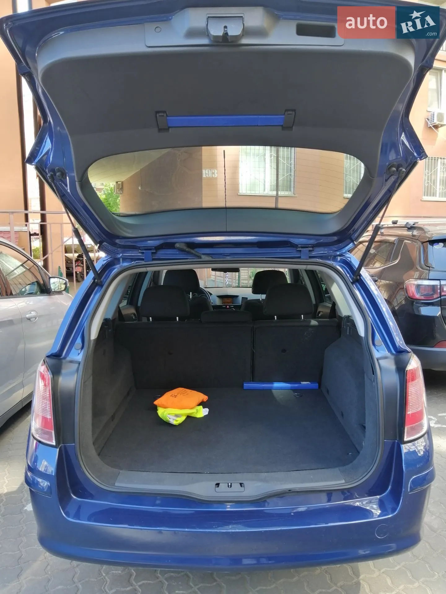 2010 Opel Astra - мініатюра 20